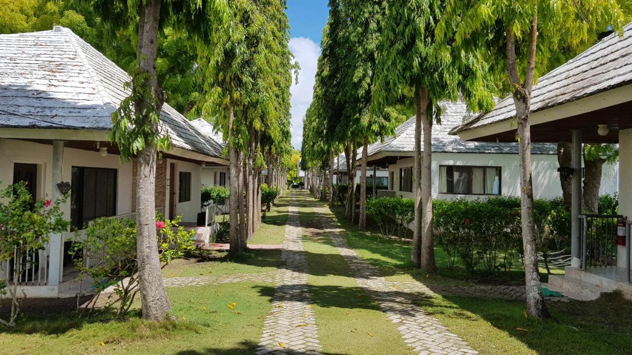 Cebu International Golf And Resort Badian Dış mekan fotoğraf